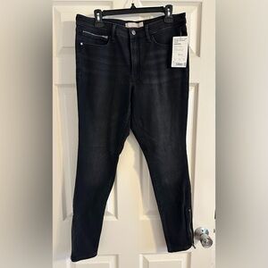 NWT Athleta Sculptek Zip Ultra Skinny Jean Black 12